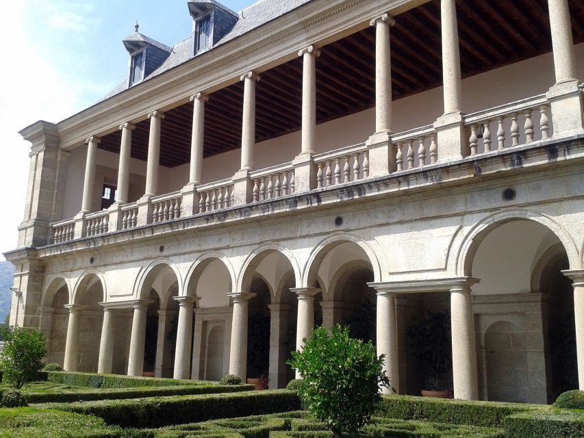 San Lorenzo de El Escorial: Monastery and Site Guided Tour - Battle Hall and Pantheon: How Power Shows Up in Rooms