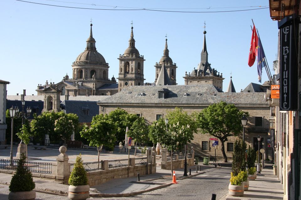 San Lorenzo de El Escorial: Monastery and Site Guided Tour - The Royal Library: The Philip II Knowledge-Power Connection