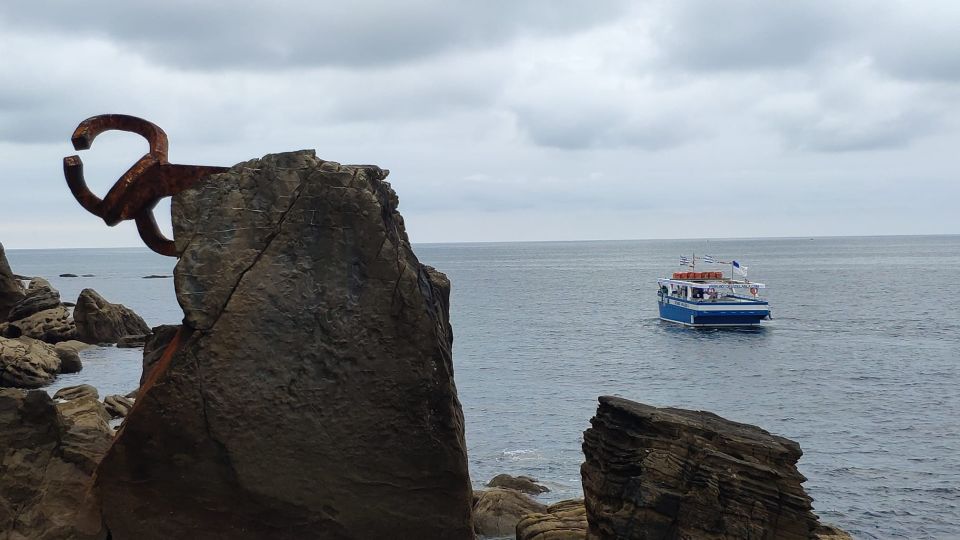 San Sebastian: Boat Tour with Stop at Santa Clara - Price and value: why $9 feels fair here