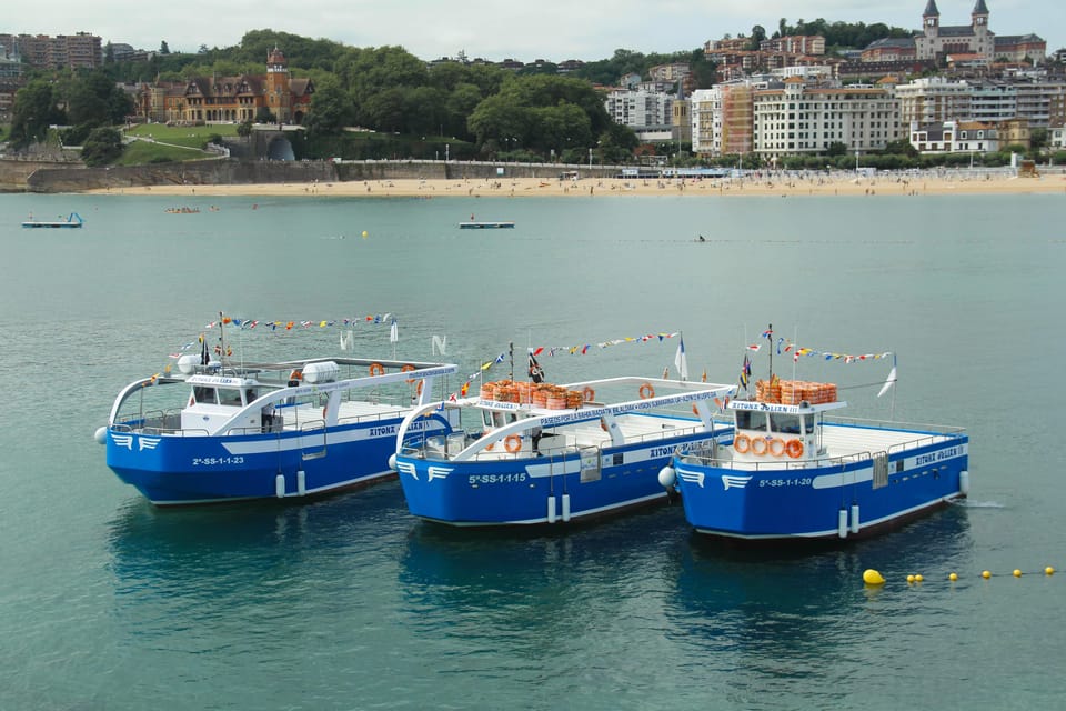 San Sebastian: Boat Tour with Stop at Santa Clara - Why a short boat trip plus Santa Clara is such good value