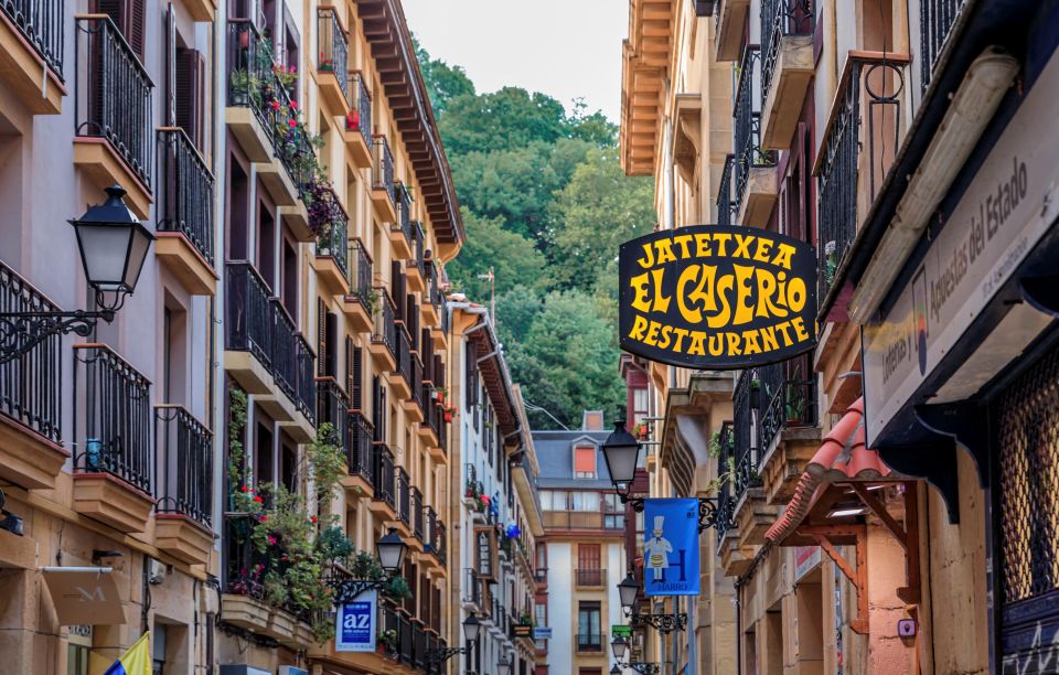 San Sebastian: City Highlights Guided Walking Tour - Buen Pastor Cathedral and Puente Maria Cristina: Photo Stops With Real Payoff