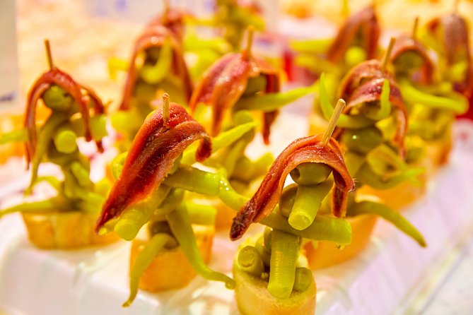 San Sebastian food tour: Pintxo tasting paired with Spanish wines - Why this pintxo-and-wine format works in San Sebastián