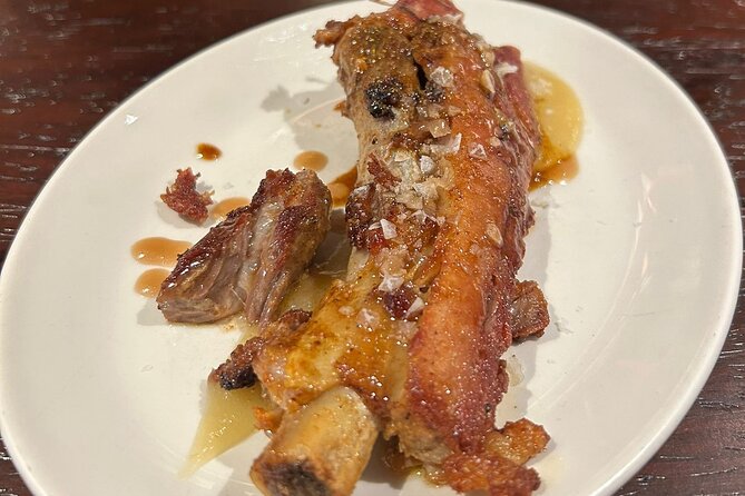 San Sebastian Food Tour: Pintxos, Drinks, and Tapas with a Local - Stop 3: Konstituzio Plaza and a jamón stop with real focus
