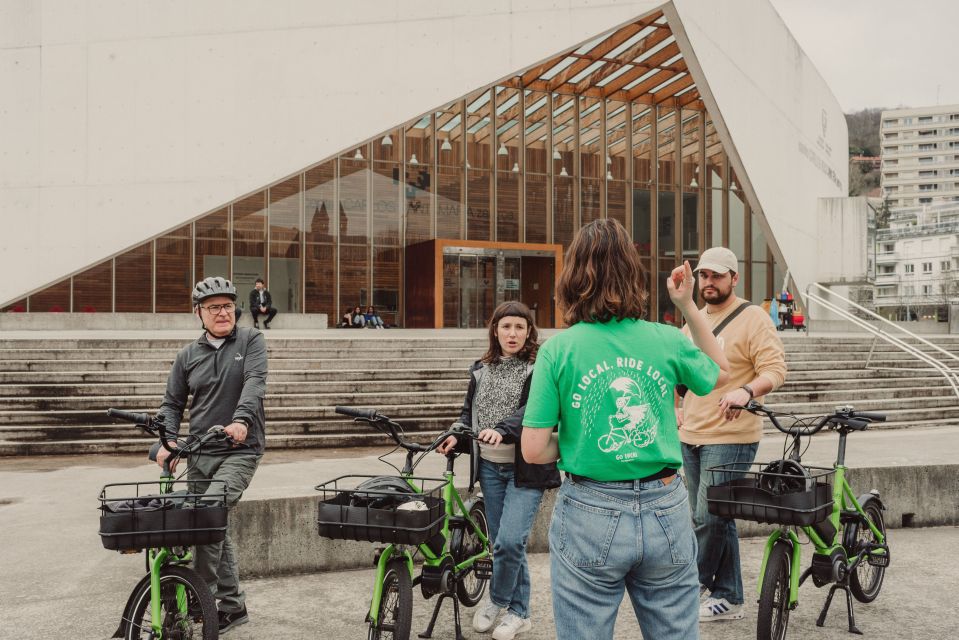 San Sebastian: Guided E-Bike Tour - Gros and the waterfront: where the city energy shows up