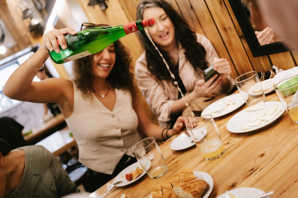 San Sebastian Like a Local: Evening Pintxos Tour - Key things I’d circle on your map
