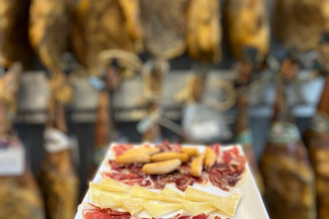 San Sebastian Pintxo Food, Wine & Market Foodie Tour(Small Group) - Calle Mayor: local produce, old-elegant streets, and old-town sights