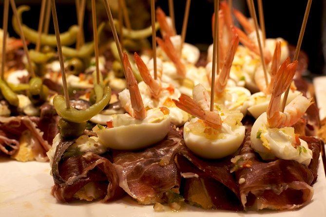 San Sebastian Top Pintxos Private Tour - Stop-Style Bar Hopping: What Each Part of the Night Usually Adds