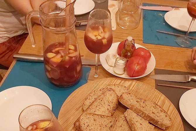 Sangria Cultural Workshop with Tapas - The tapas pairing: olives, pan con tomate, tortilla, and patatas