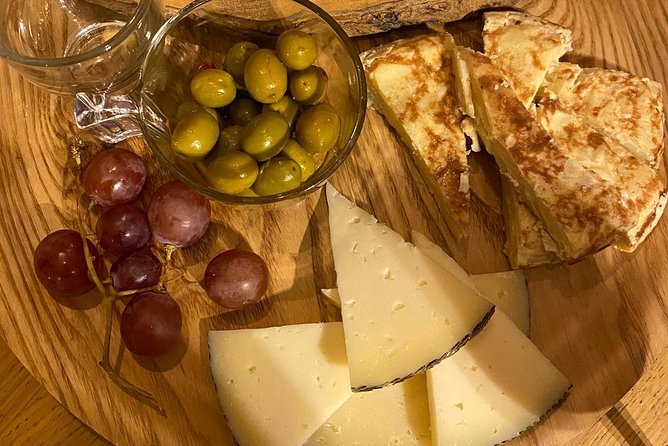 Sangria Cultural Workshop with Tapas - Who should book this (and who might skip it)
