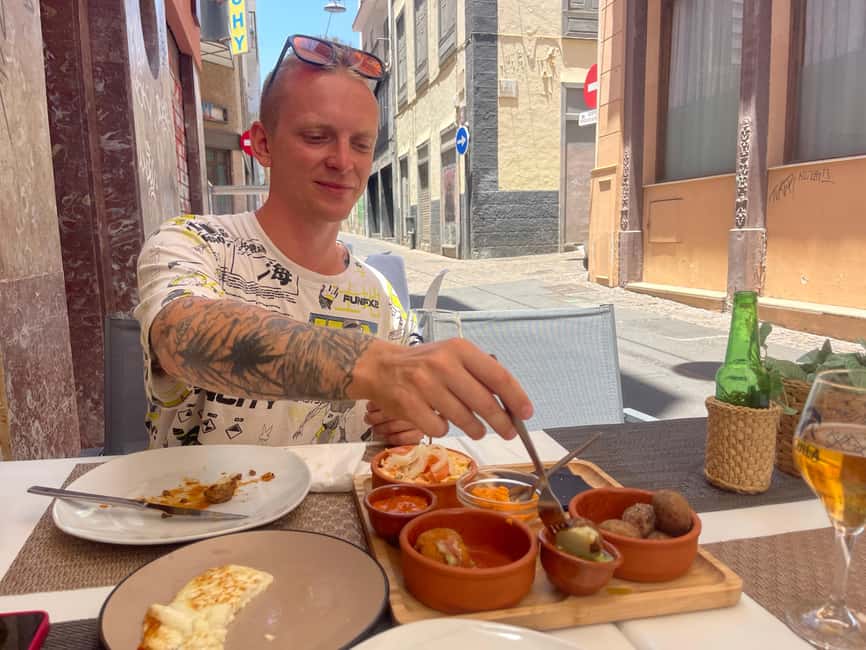 Santa Cruz guided bike tour 1,5 hour + Tapas - Santa Cruz de Tenerife in 2.5 Hours: Why a Bike Tour Beats Walking