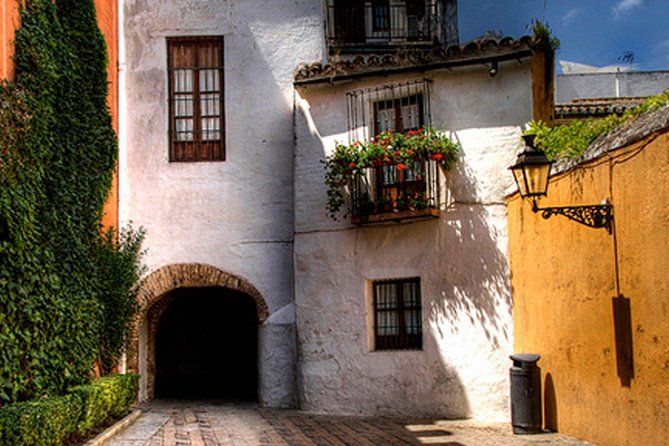 Santa Cruz Jewish Quarter Guided Tour in Seville - Stop 6: Jardines de Murillo—A Soft Landing Into Shade