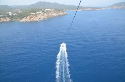 Santa Eulària des Riu: Parasailing Boat Cruise with Drinks - Where you meet at Pantalan D-60 (and why it matters)