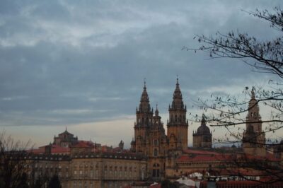 Santiago de Compostela: Private Guided Tour in two hours - Cathedral Stops: What You’ll Learn at Obradoiro Square