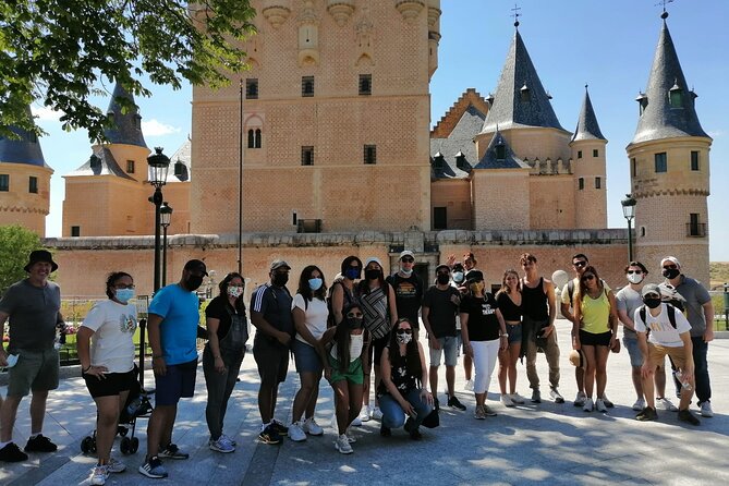 Segovia and Avila Day trip from Madrid with Gourmet Lunch - Segovia’s Roman Aqueduct: the photo stop that teaches context