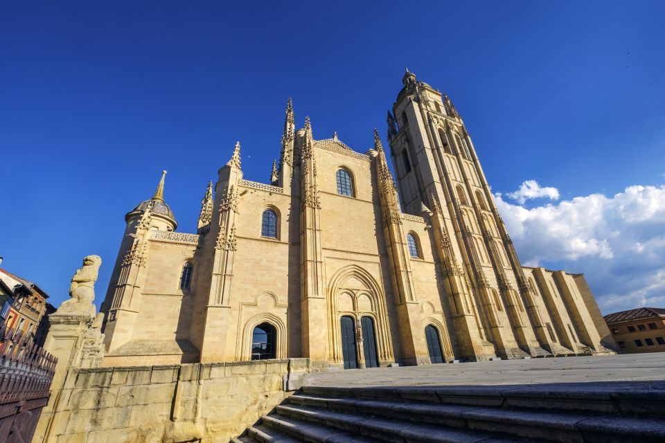 Segovia: Cathedral Tower Guided Tour - The Bell Tower Climb: 190 Steps and Three Breaks