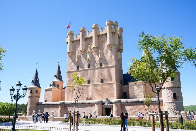 Segovia Tour with Cathedral and Alcazar from Madrid - Cathedral of Segovia: interior access and the timing question