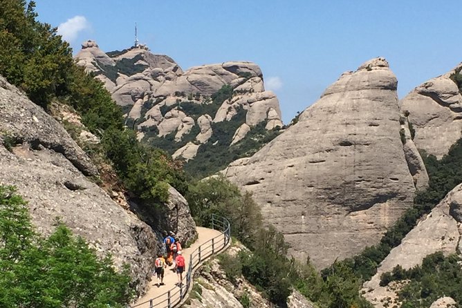 Semi-Private Montserrat Monastery & Hiking Experience - Abadia de Montserrat: Basilica Time and the Monastery Mood