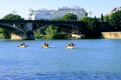 Sevilla 2 Hour Kayaking Tour on the Guadalquivir River - Club Deportivo RemoSevilla: where you start and what to expect before you launch