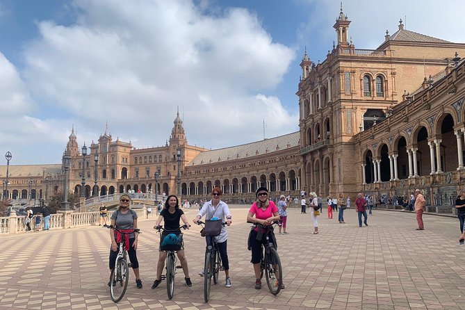 Sevilla Daily Bike Tour - Alcázar to gardens: Real Alcázar, Jardines de Murillo, and what to notice