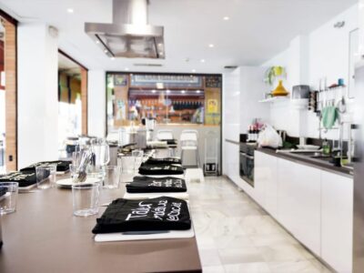 Seville: 3.5-Hour Spanish Cooking Class & Triana Market Tour - Triana Market Tour: What You Learn Before You Chop