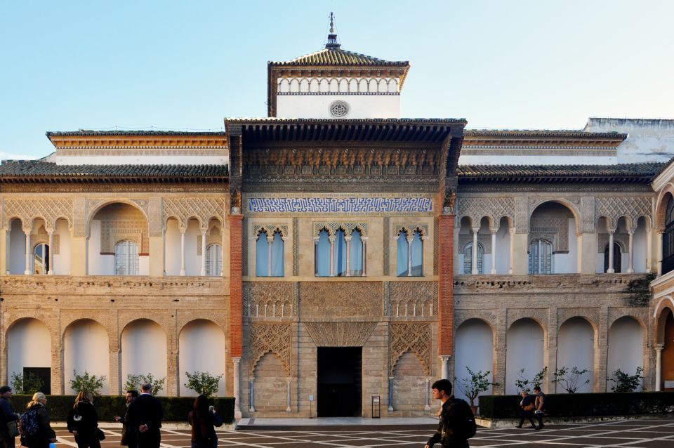 Seville: Alcazar & Cathedral Skip-the-Line Guided Tour - Price and time: what $77 buys you in real-world value