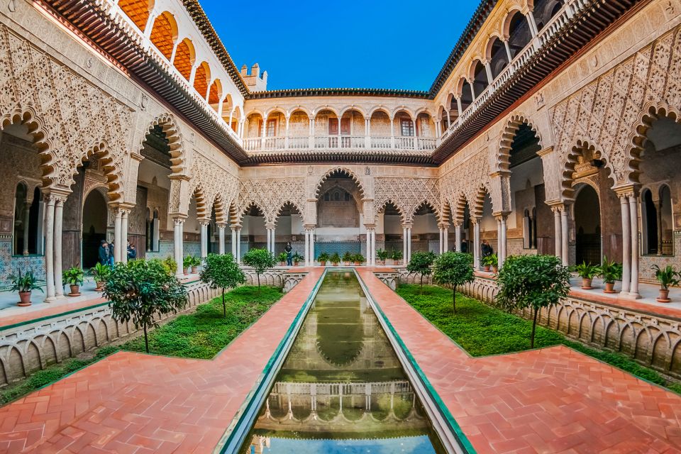 Seville: Alcázar Guided Palace Tour with Priority Access - Who This Tour Fits Best (and Who Might Skip It)