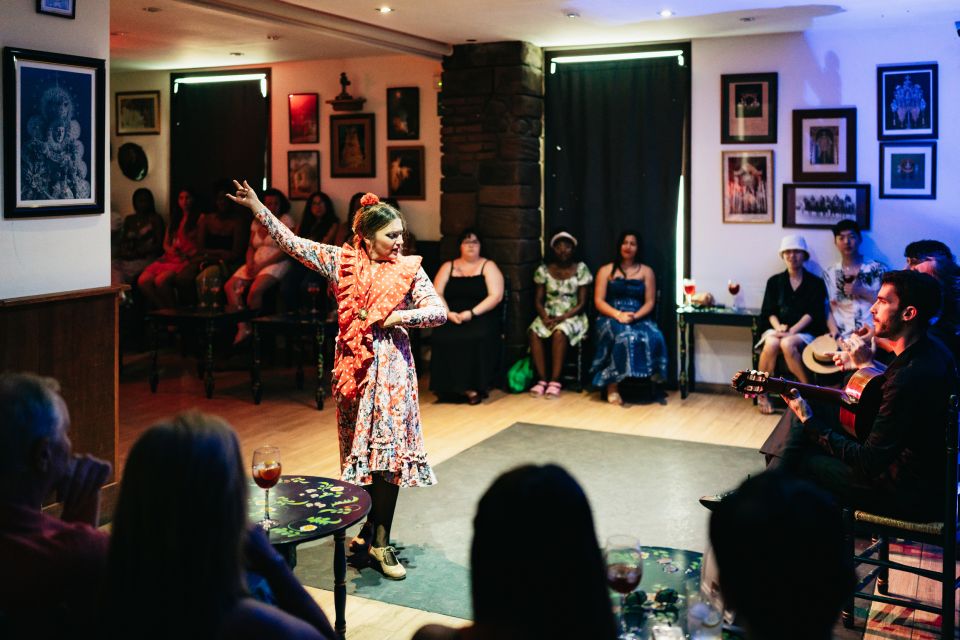 Seville: Baraka Sala Flamenca Show with Drink in Triana - Key things to know before you go