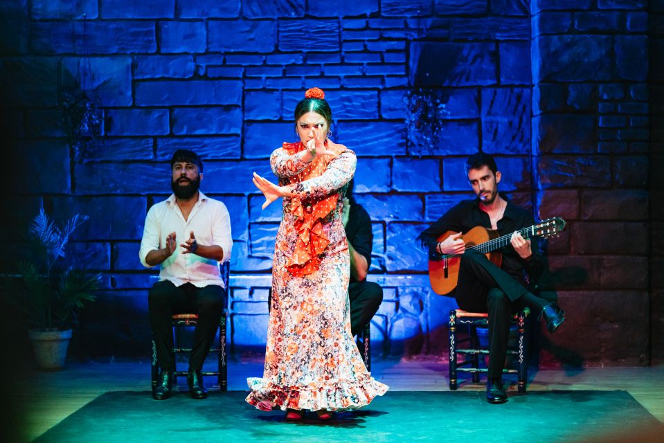 Seville: Baraka Sala Flamenca Show with Drink in Triana - Triana’s Baraka Sala Flamenca: What Makes This Ticket Feel Worth It