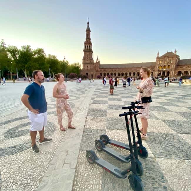 Seville: Electric Bike City Tour - Parque de María Luisa: where Seville slows down