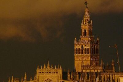 Seville Evening Historical Tour with Haunted History - From Plaza del Triunfo to Setas de Sevilla: a route you can keep using