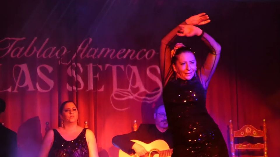 Seville: Flamenco Show & Roof Dinner with Cathedral Views - Rooftop Dinner at Hotel Abba Sevilla (21:30): Cathedral Views With a Fixed Tasting Menu
