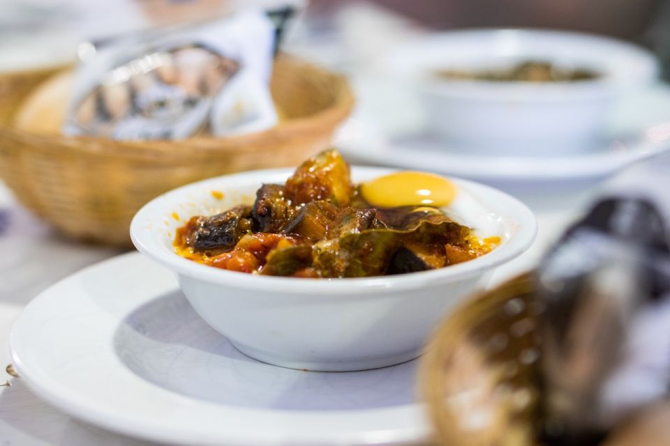 Seville: Flavors of Andalucía Guided Food Tour with Tastings - How the guide turns plates into context