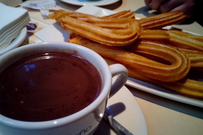 Seville Food Tour: Tapas, Drinks and Delights with a Local - Why the Guide Makes (or Breaks) This Tour