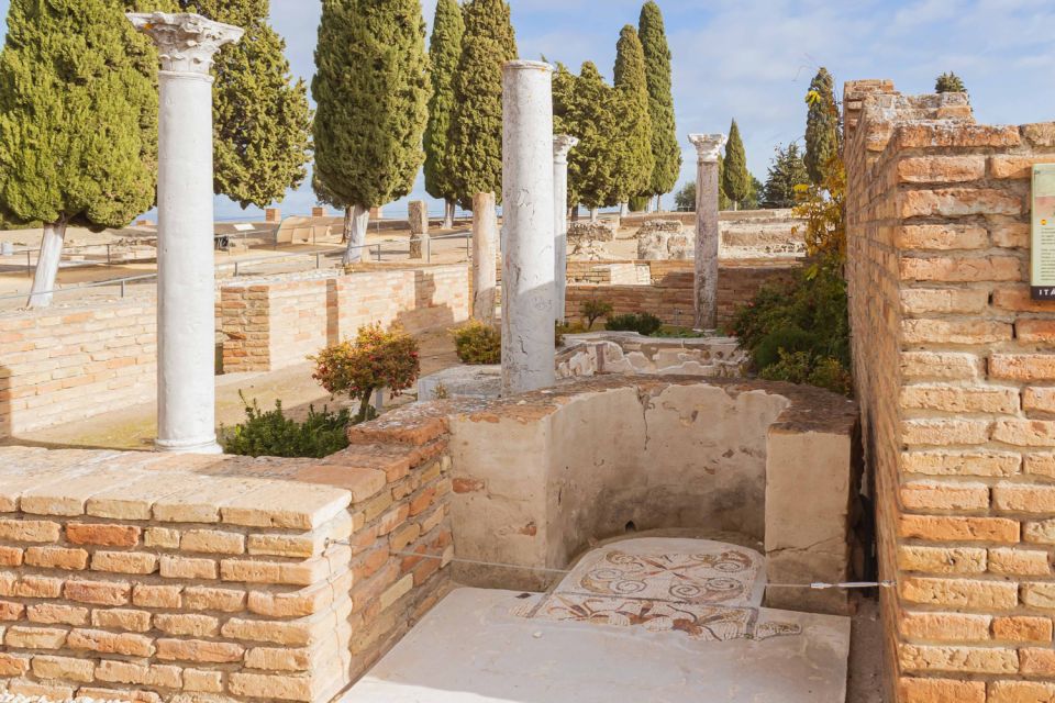 Seville: Game of Thrones and Roman Empire Italica Tour - The real flow of the 1.5-hour tour at Itálica