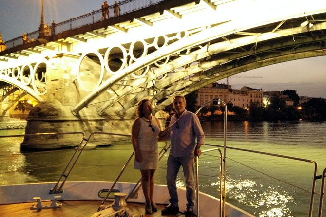 Seville: Guadalquivir River Cruise with Lunch or Dinner - Meeting Point at Muelle Nueva York: A Simple Tip to Avoid a Time Sink