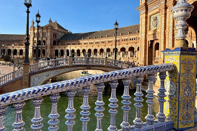 Seville Guided Small-Group Walking Tour - A Two-Hour Orientation Loop Through Seville’s Big Icons