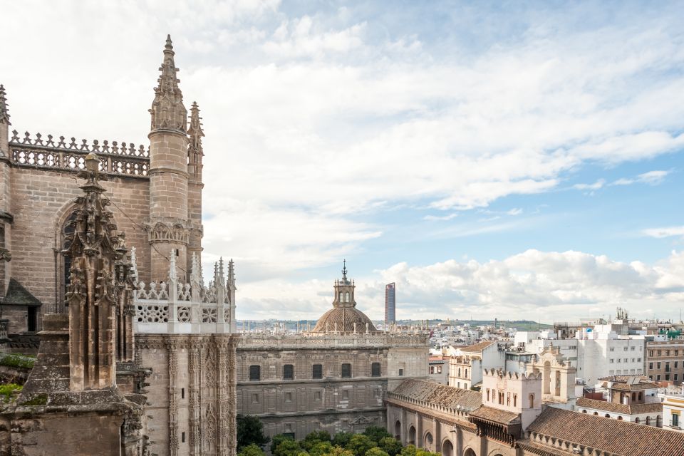 Seville Guided Tour: Cathedral, Giralda & Optional Alcázar - Why Seville Cathedral and La Giralda feel like the real center of town