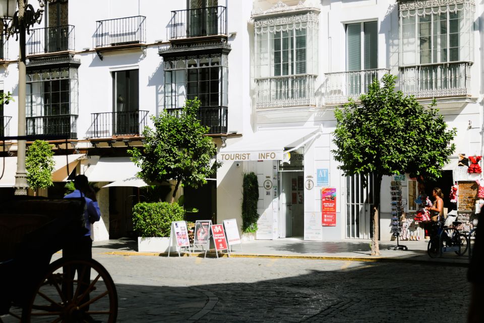 Seville: Guided Tour of Cathedral of Seville & Giralda Tower - Price and value: what $38 really buys you in Seville