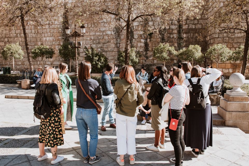 Seville: Guided Walking Tour with Optional Breakfast - Puerta de Jerez and Antigua Fábrica de Tabacos Stops