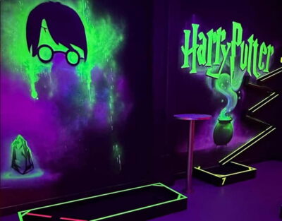 Seville: Indoor UV 18 hole Minigolf Experience - Getting There: 500 Metres From the Setas