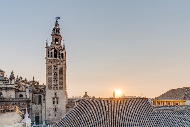 Seville Night Tour with Tablao Flamenco Show - Tablao Flamenco: The 2-Hour Show You’re Paying For