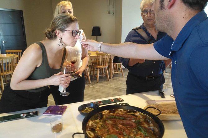 Seville: Paella Showcooking Experience - Key highlights to pay attention to