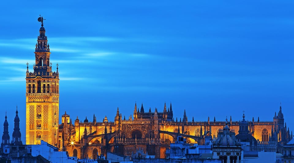 Seville: Priority Access Cathedral & Giralda Tour - Seville Cathedral: the route is built around the highlights
