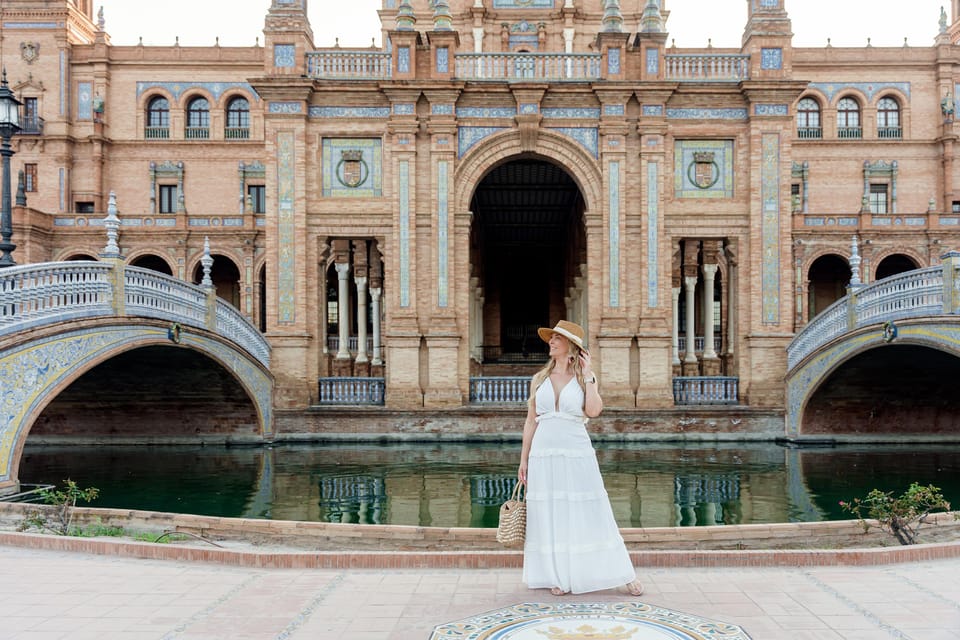 Seville: Professional Photoshoot - Best Timing: Early Morning for Light and Fewer People