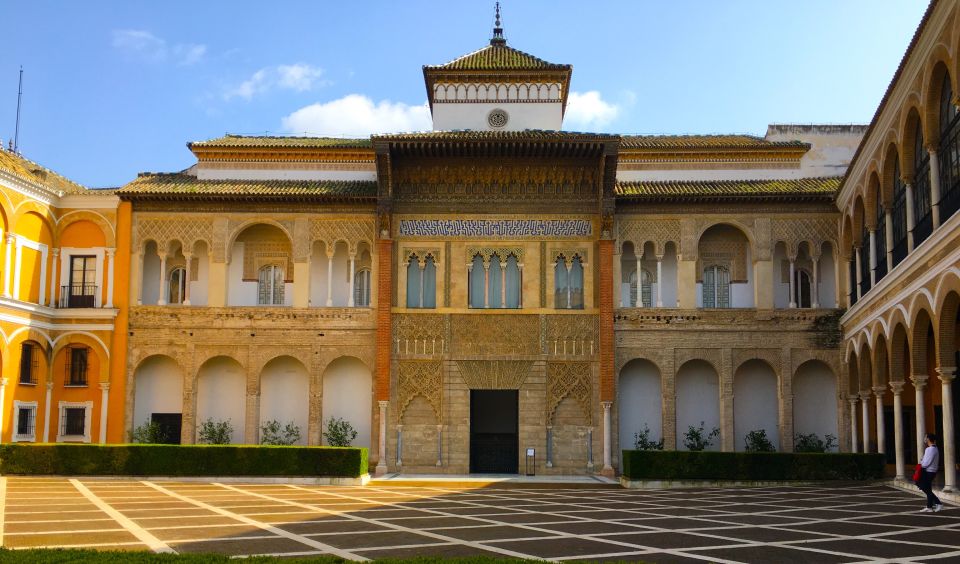 Seville: Royal Alcázar Skip-the-Line Tour by Local Experts - How the Tour Pacing Works: No Guessing, But Not Forever