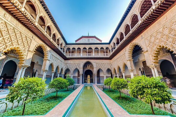 Seville Sightseeing Tour with Alcazar and Cathedral Tickets - Seville Cathedral: big Gothic scale and a key schedule caveat