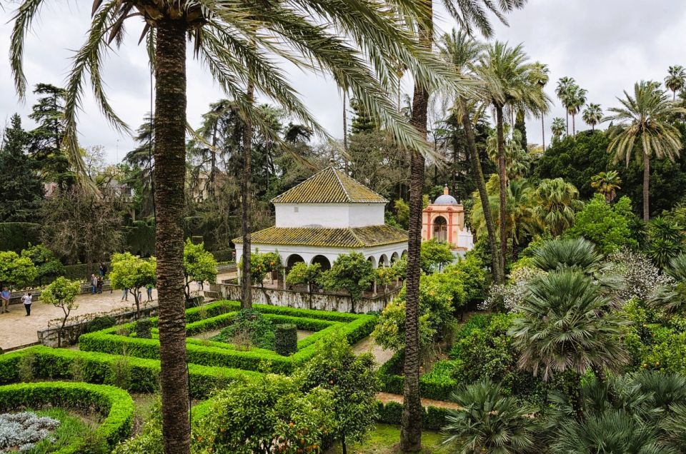 Seville: Small-Group Alcázar Guided Tour & Entry Ticket - Why the Alcázar deserves a guided walk, not just a ticket