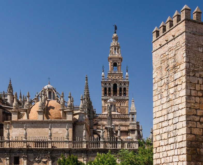 Seville: Small-Group City Highlights Walking Tour - Alcázar of Seville Exteriors: Palace Beauty With Context