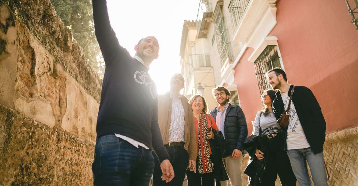 Seville: Small-Group Jewish Quarter Discovery Walking Tour - Callejón del Agua and C. Agua 2: water, alleys, and the kind of details you remember