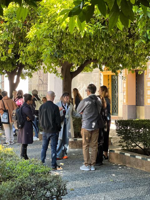 Seville: Small Group Jewish Quarter Tour with Tapas & Drinks - Who should book this Jewish Quarter tapas tour (and who might not)